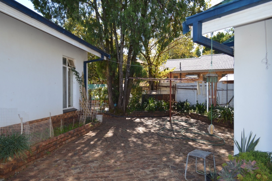 8 Bedroom Property for Sale in Wilkoppies North West